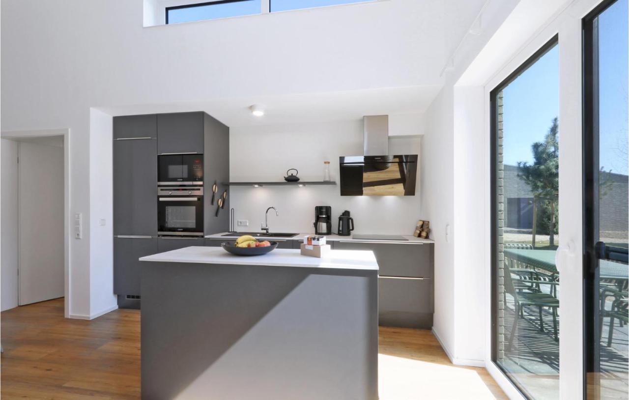 3 Bedroom Stunning Home In Lembruch-Duemmer See Eksteriør billede