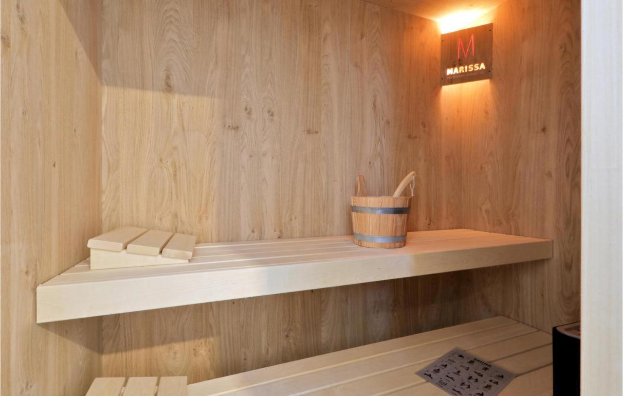 3 Bedroom Stunning Home In Lembruch-Duemmer See Eksteriør billede