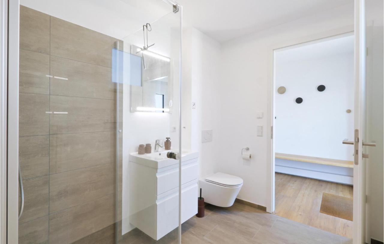 3 Bedroom Stunning Home In Lembruch-Duemmer See Eksteriør billede